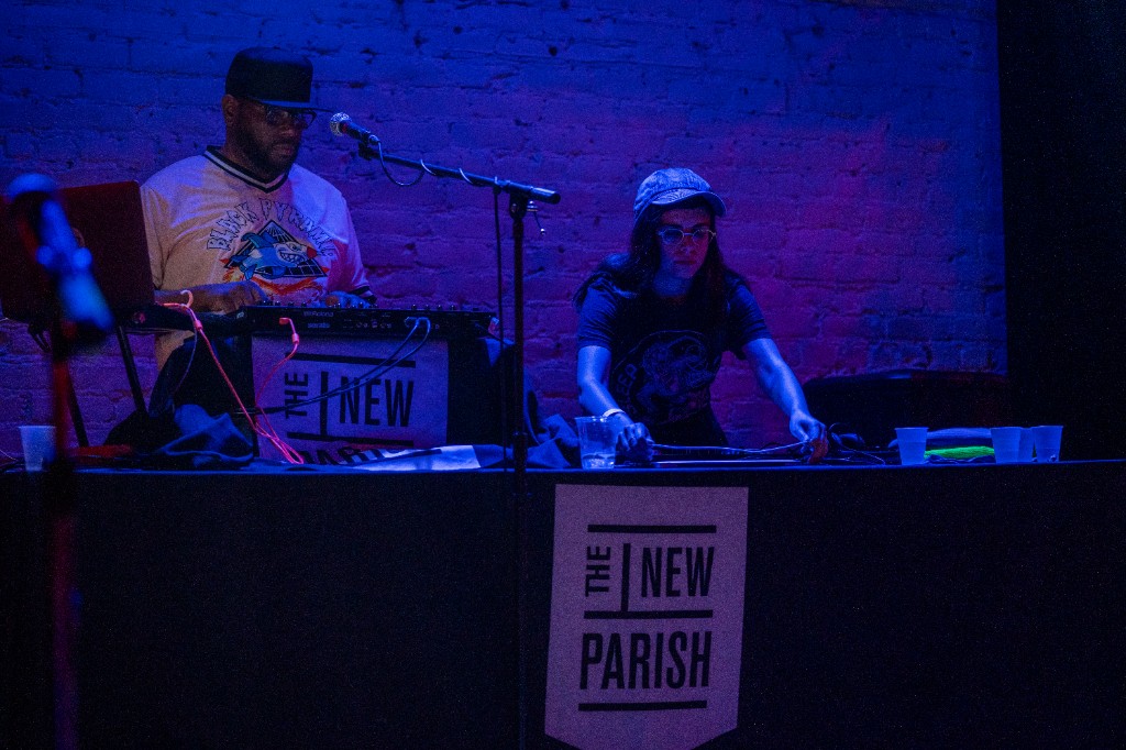 Pardis DJing a live set at The New Parish in Oakland